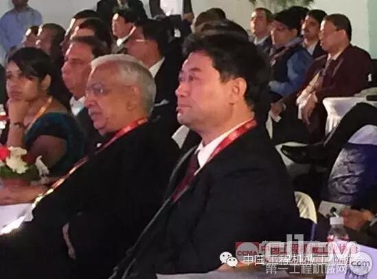 中國(guó)工程機(jī)械工業(yè)協(xié)會(huì)副會(huì)長(zhǎng)兼秘書長(zhǎng)蘇子孟出席開(kāi)幕式