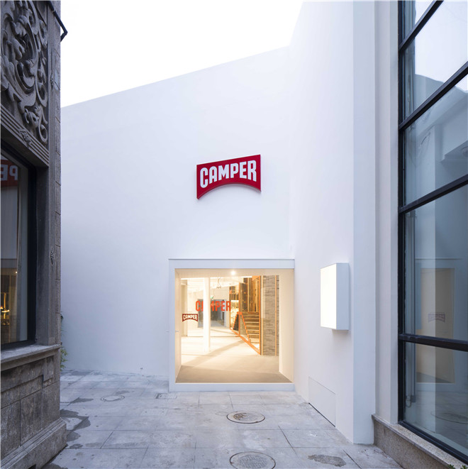 亞洲最具影響力設(shè)計獎商業(yè)空間銅獎 Camper展廳(圖1)