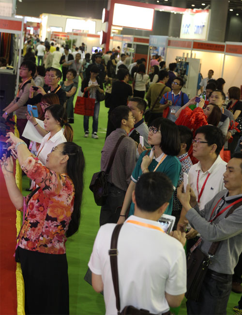 廣交會(huì)同期秋季廣州國(guó)際鞋類皮革鞋材鞋機(jī)展(圖1)